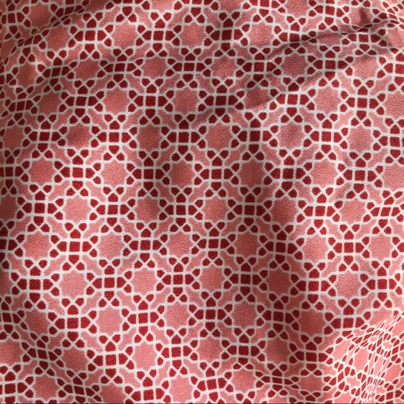 ✨5/$15 { JOE FRESH } Pink & Red Patterned Shorts - Picture 6 of 7